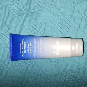 dr. brandt Pore Purifying Cleanser